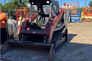 2014 Takeuchi TL8RW  Skidsteer